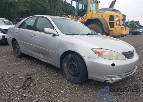 2004 Toyota Camry Le from USA, damaged, VIN 4T1BE32K84U855758